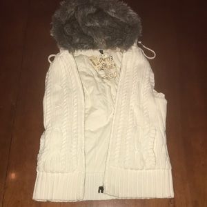 Knit & fur vest